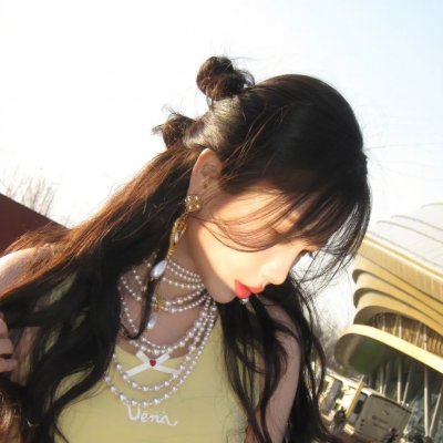 飞女欲潮
