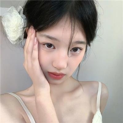 茜拉